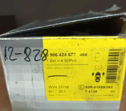 Opel Vectra C Brake pads (front) WWA23738 90R01699262 0986424677