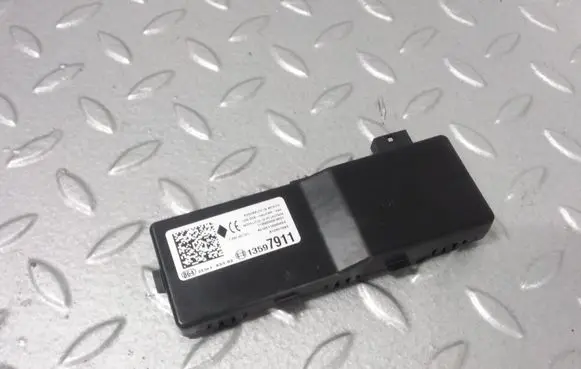 Opel Insignia A Keyless (KESSY) go control unit/module 13597911 812857993