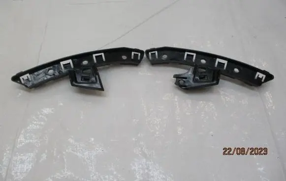 Peugeot 508 II Front bumper mounting bracket 9813646280
