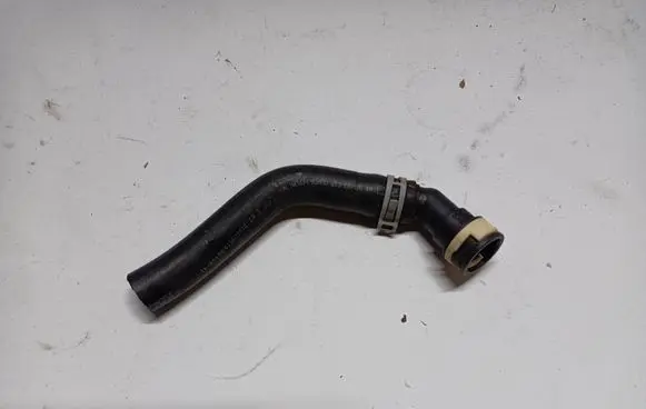 Ford F150 Engine coolant pipe/hose