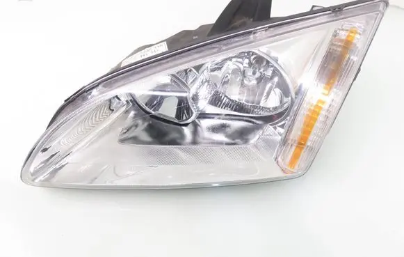 Ford Focus Headlight/headlamp 