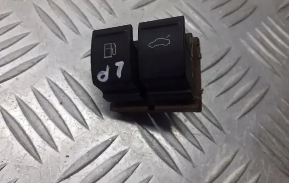 Volkswagen PASSAT B6 Fuel tank opening switch 3C0959903B
