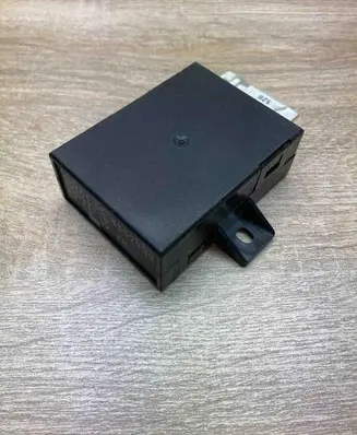 BMW 5 E39 Steering rack control module 8352494 55892110