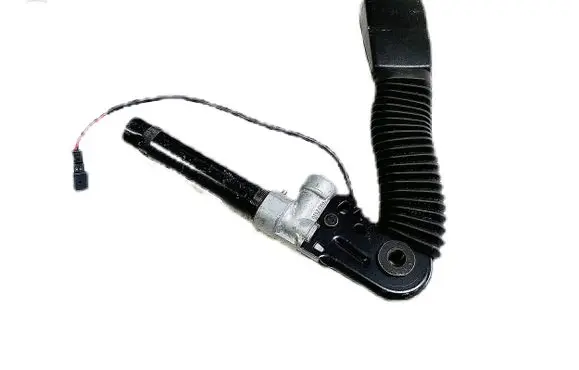 BMW 6 F12 F13 Front seatbelt buckle 615796400D
