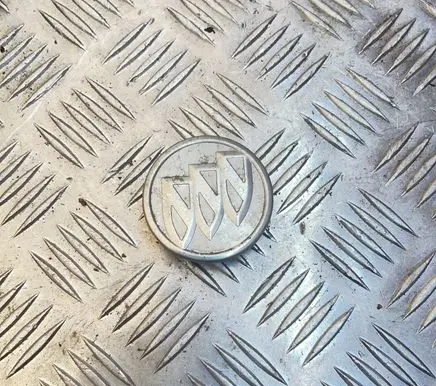 Buick Encore I Original wheel cap 9598392