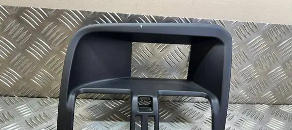 Volvo XC60 Dash center air vent grill 1877364