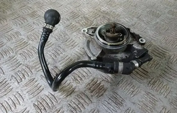 Audi A5 8T 8F EGR valve line/pipe/hose 8K0611931AL