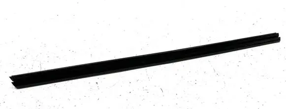 Front door glass trim molding