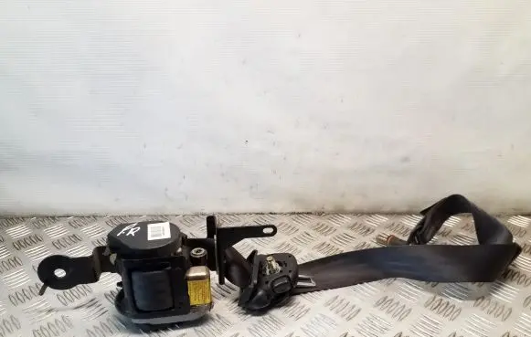Hyundai Terracan Front seatbelt 88820H1060