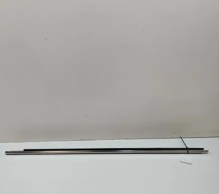 Audi Q7 4M Front door glass trim molding 4M08532833Q7 4M0853283