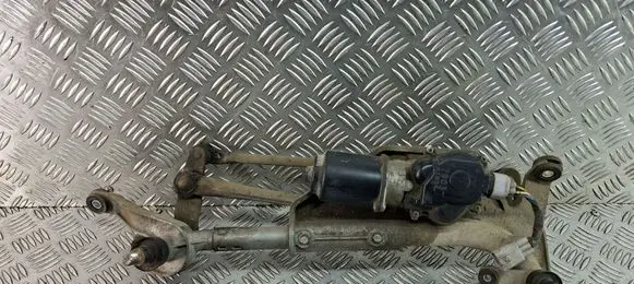 Honda CR-V Front wiper linkage and motor