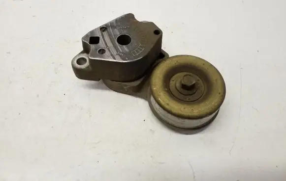 Mitsubishi L200 Alternator belt tensioner 