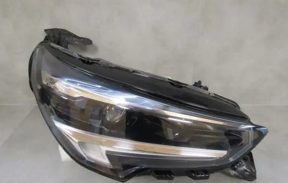 Opel Corsa F Headlight/headlamp 9829463480