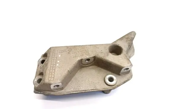 Volkswagen Polo Engine mounting bracket 03G199275F