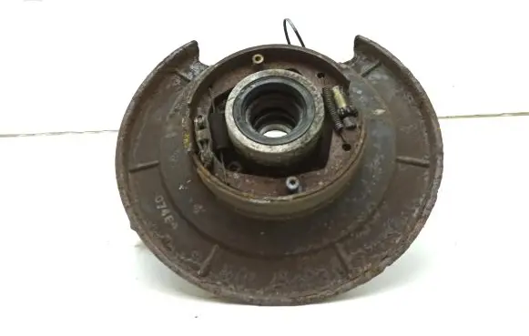 Jaguar XJ X308 Rear wheel hub MJA3291AAC SPC12