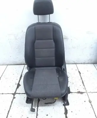 Mercedes-Benz C W204 Front driver seat 82320108