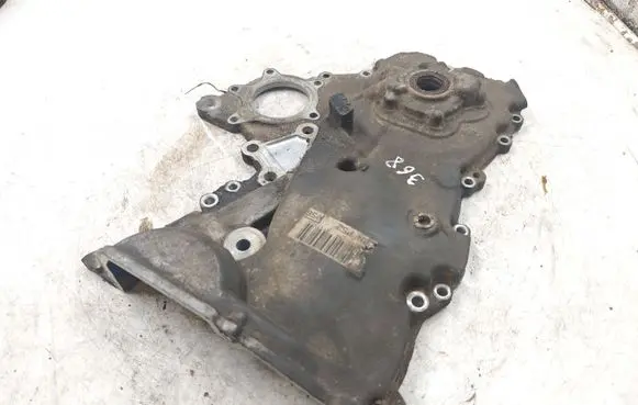 Toyota Yaris Timing chain cover