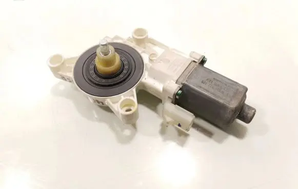 Chrysler Sebring (JS) Rear door window regulator motor 0130822329