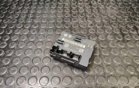 Seat Alhambra (Mk2) Door control unit/module 7N0959794E