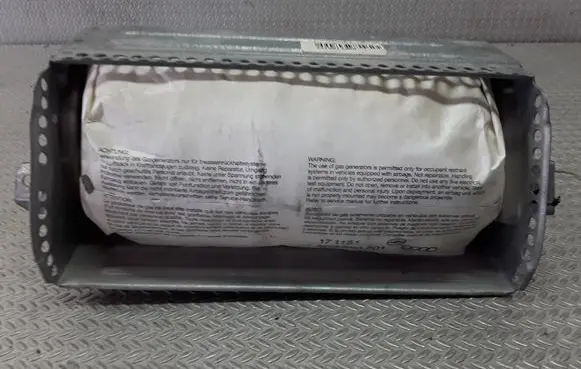 Audi A4 S4 B5 8D Passenger airbag 8D0880201