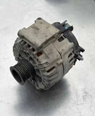 Mercedes-Benz Sprinter W906 Generator/alternator A0009068802 315050459 2618301C