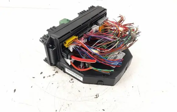 Mercedes-Benz C W204 Fuse box set 2129005912 2129004810