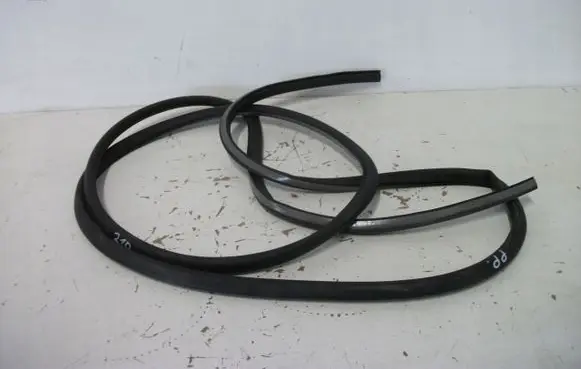 Mercedes-Benz A W177 AMG Front door rubber seal A0007270102