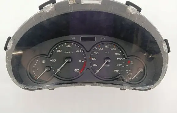 Peugeot 206 Speedometer (instrument cluster) 9643401180