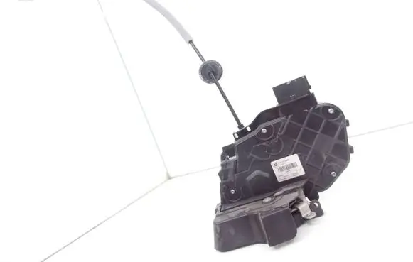 Volvo V70 Rear door lock 31253668 A048317
