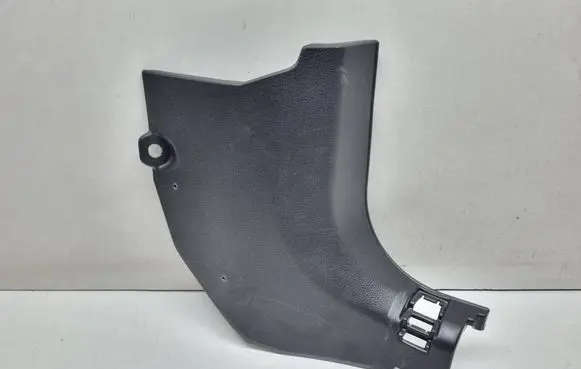 Nissan X-Trail T32 Foot area side trim 66900