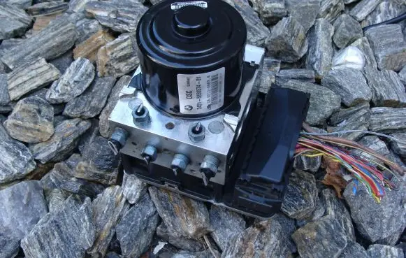 BMW X3 F25 ABS Pump 6850574