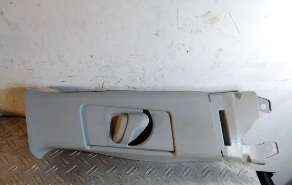 Toyota RAV 4 (XA40) (B) pillar trim (top) 6241042070