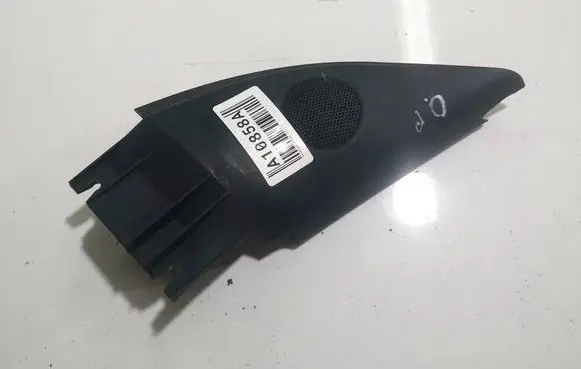 Volkswagen PASSAT B5 Front door speaker 3B0837986