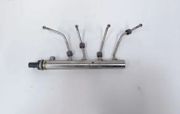 BMW X1 E84 Fuel main line pipe 7585411 1353758541110