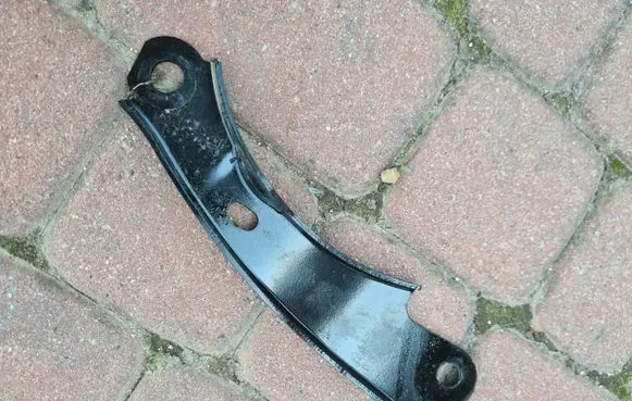 Renault Captur II Other engine bay part