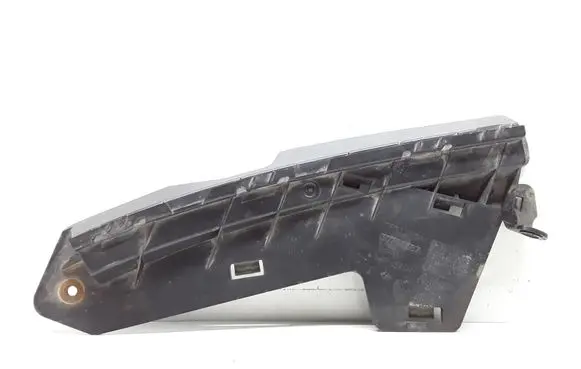 Volvo V70 Front bumper mounting bracket 30796387