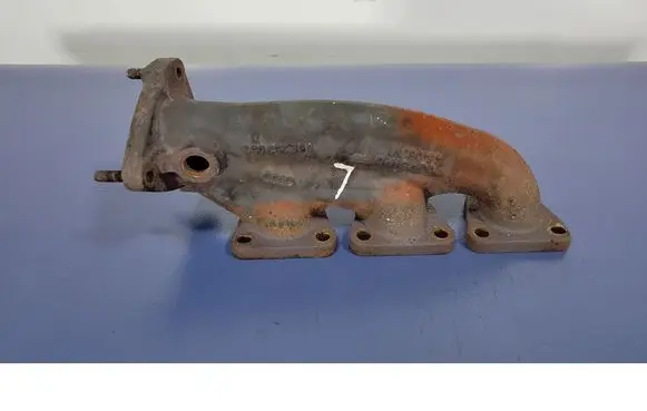 Audi A6 Allroad C5 Exhaust manifold 06E253033D