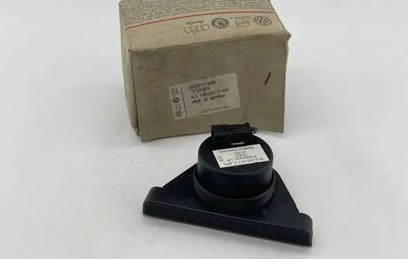Audi A3 S3 8P Front door speaker 8L0035411C 8L0035411C4PK