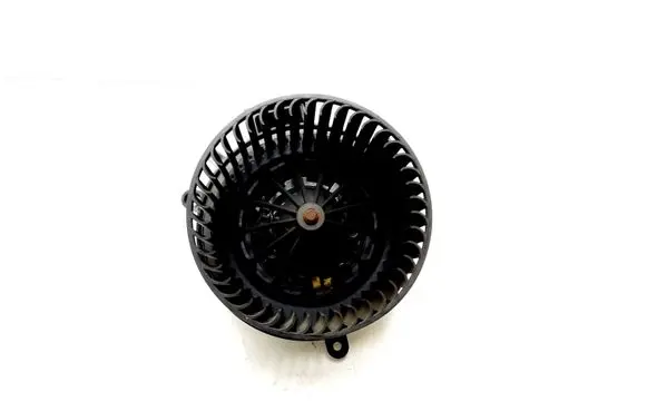 Chrysler Town & Country V Heater fan/blower 0701132570