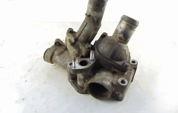 Honda Accord Thermostat housing 