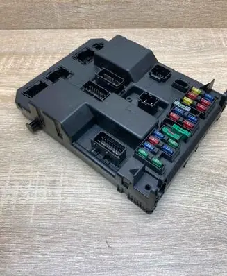 Peugeot 307 Comfort/convenience module 9651196980A
