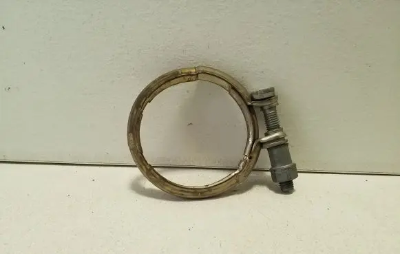 Ford Kuga III Muffler pipe connector clamp 