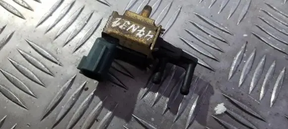Nissan Primera Turbo solenoid valve k5t48289