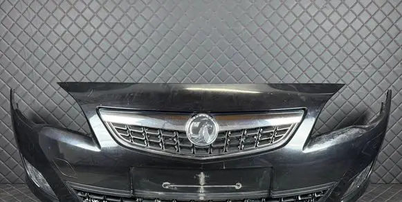 Opel Astra J Front bumper 