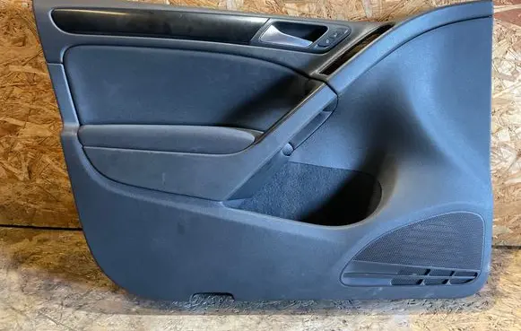 Volkswagen Golf VI Front door card panel trim 5K4867011BK 5K4868079C 5K4868229