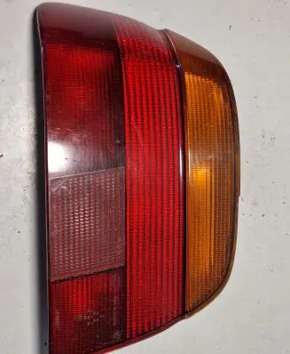BMW 5 E39 Rear/tail lights 8358031 2VP00724001
