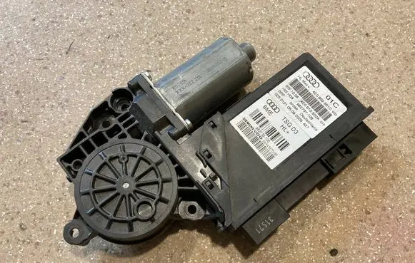 Audi A8 S8 D3 4E Rear door window regulator motor 4E0910802A