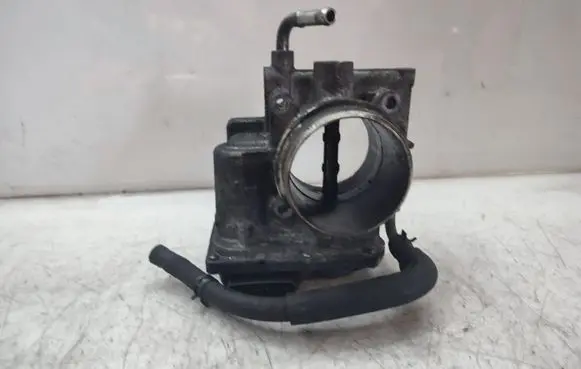 Mazda CX-5 Throttle valve SH01136B0