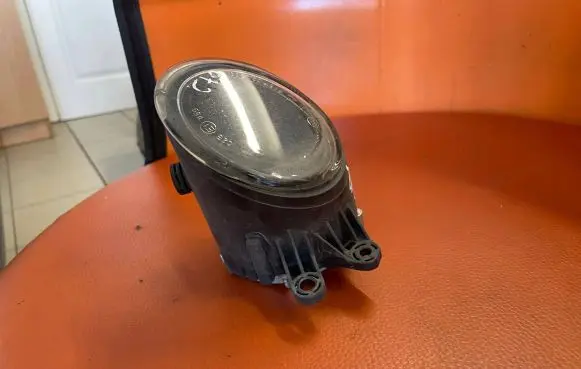 Volvo C70 Front fog light 0305065002 31213176 EUROPEAN