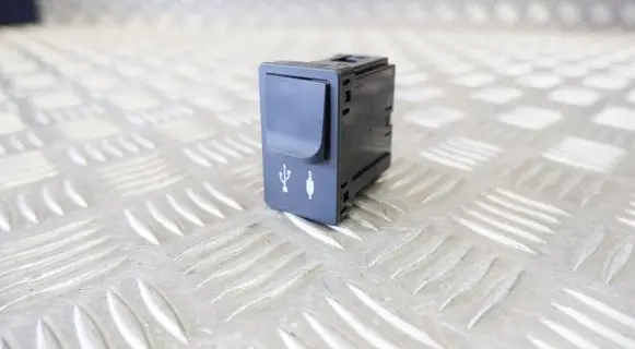 Lexus GS 250 350 300H 450H USB socket connector 8619030030